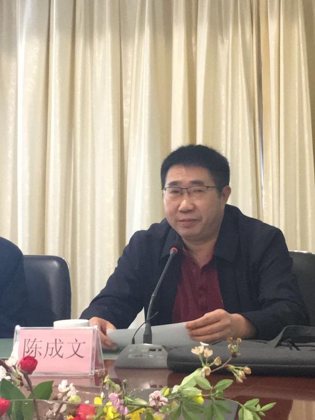 财税与公共管理学院陈成文教授博士生陈静的资政报告喜获省委常委省委